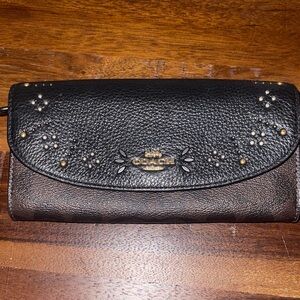 Coach Black and Brown Floral Women's Wallet